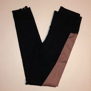 FABLETICS LEGGINGS